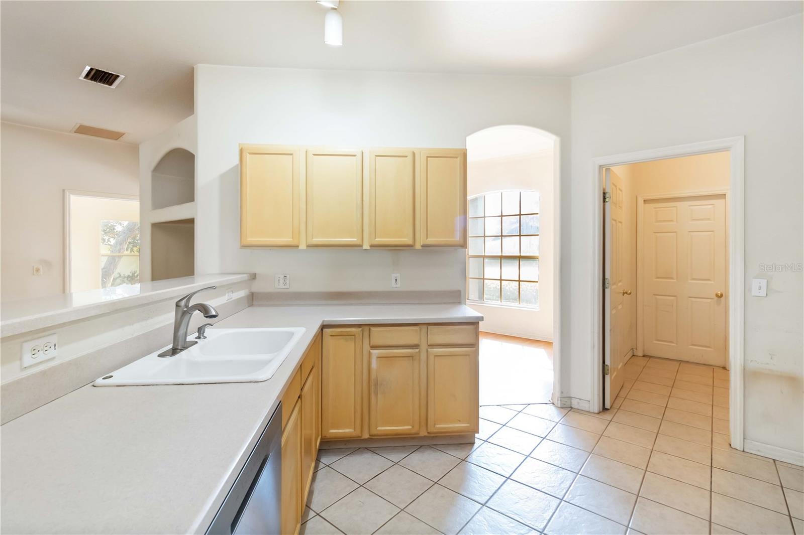 CAMELOT UNIT 4 - Residential