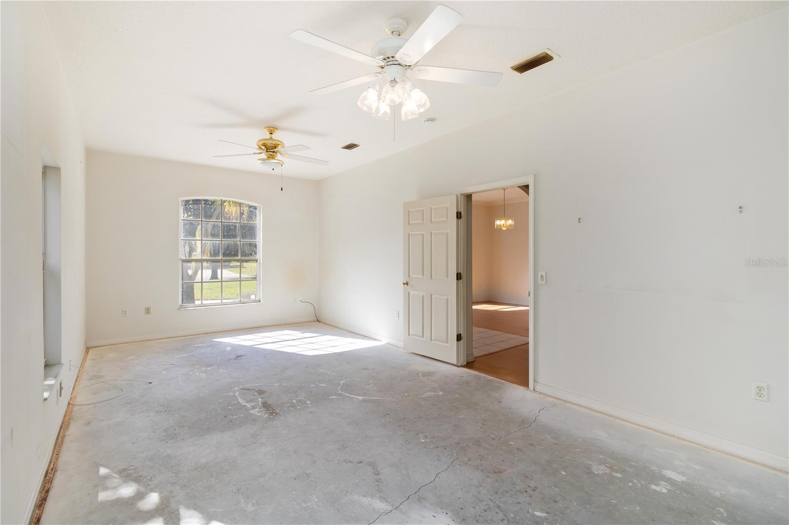 CAMELOT UNIT 4 - Residential