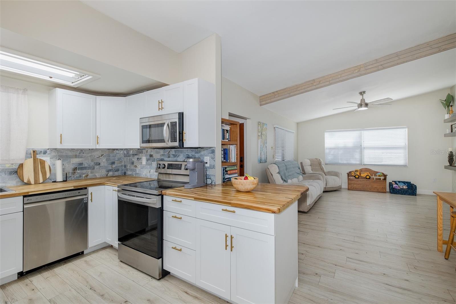 ORANGE HEIGHTS - Residential