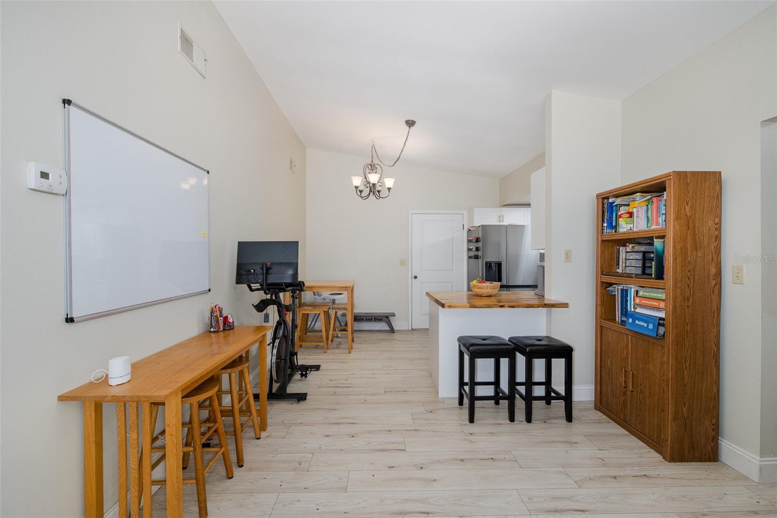 ORANGE HEIGHTS - Residential