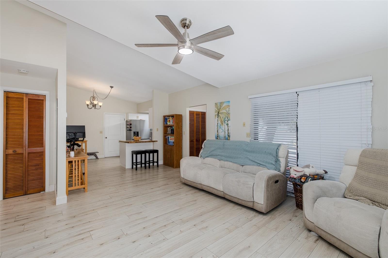 ORANGE HEIGHTS - Residential