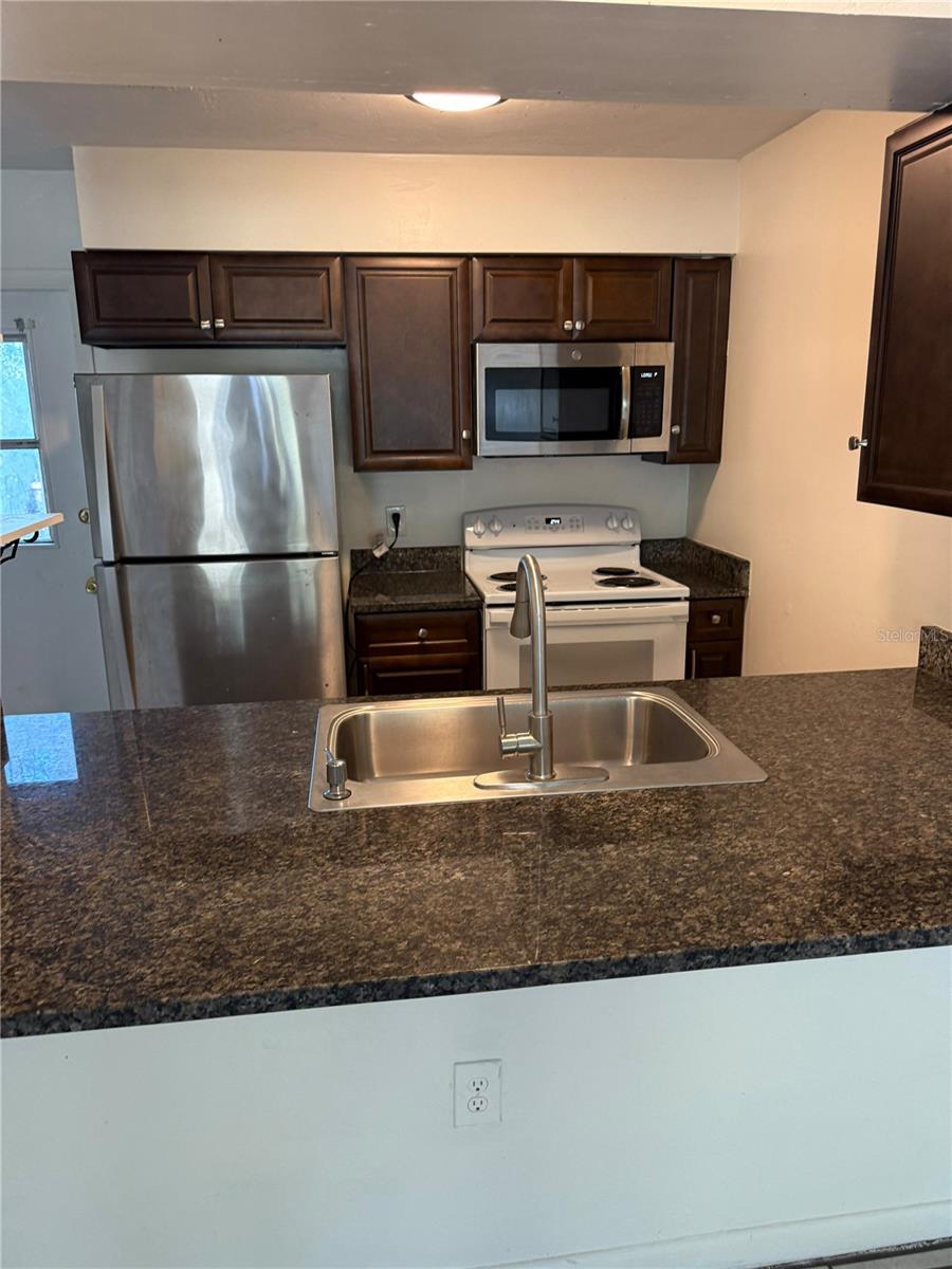 7034 SW 17TH PLACE