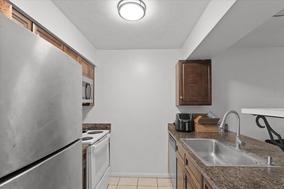 7034 SW 17TH PLACE