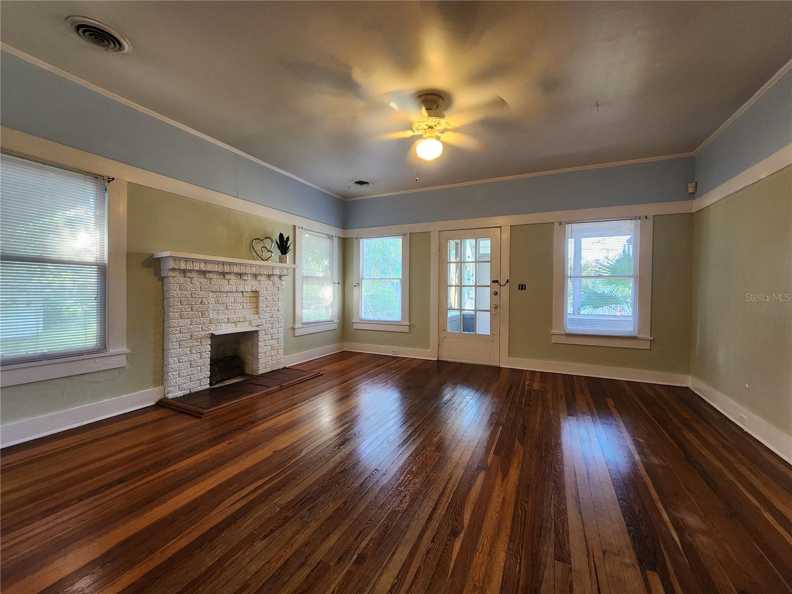 WHITE BEAR PARK - Residential