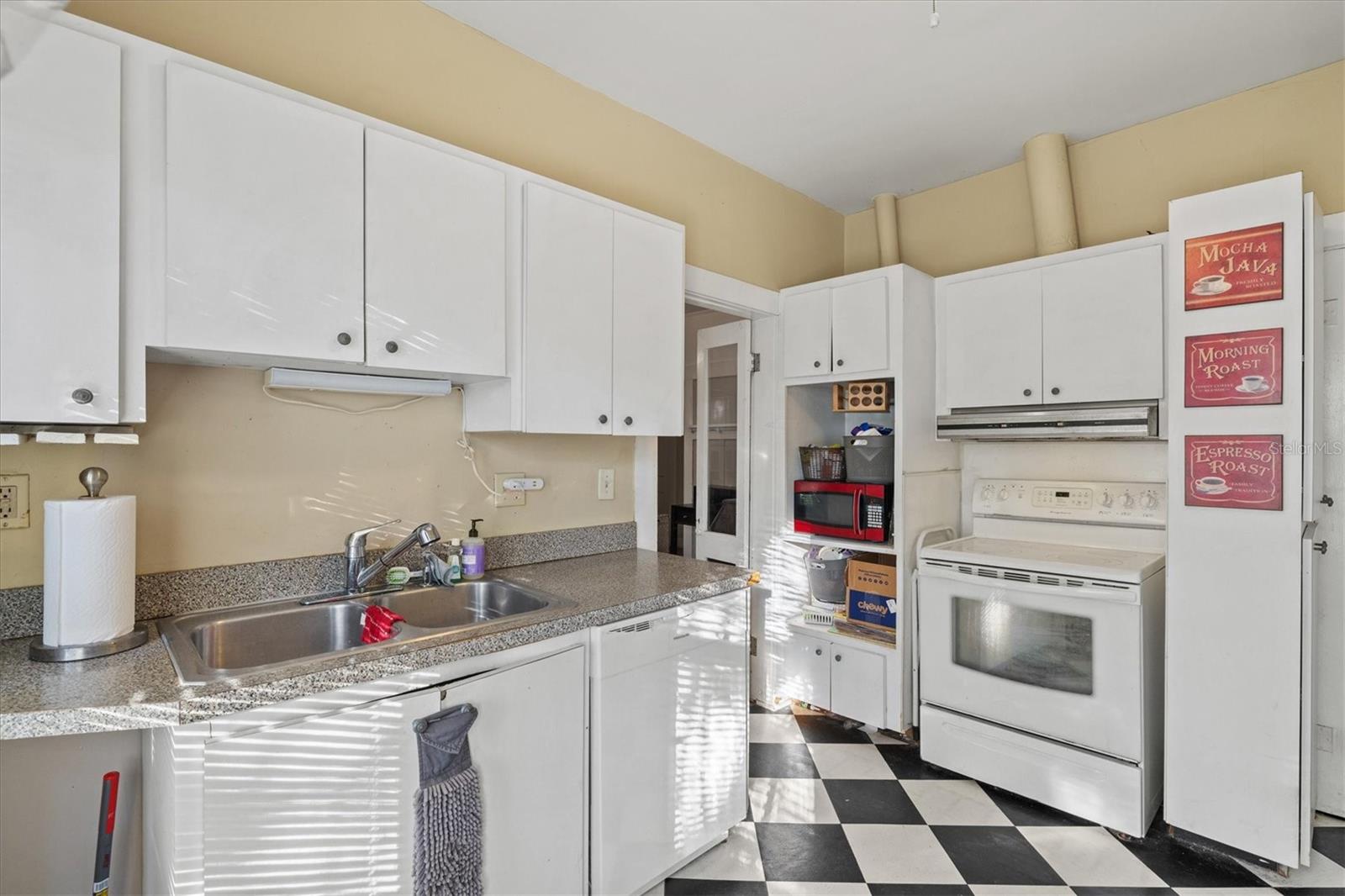 WHITE BEAR PARK - Residential