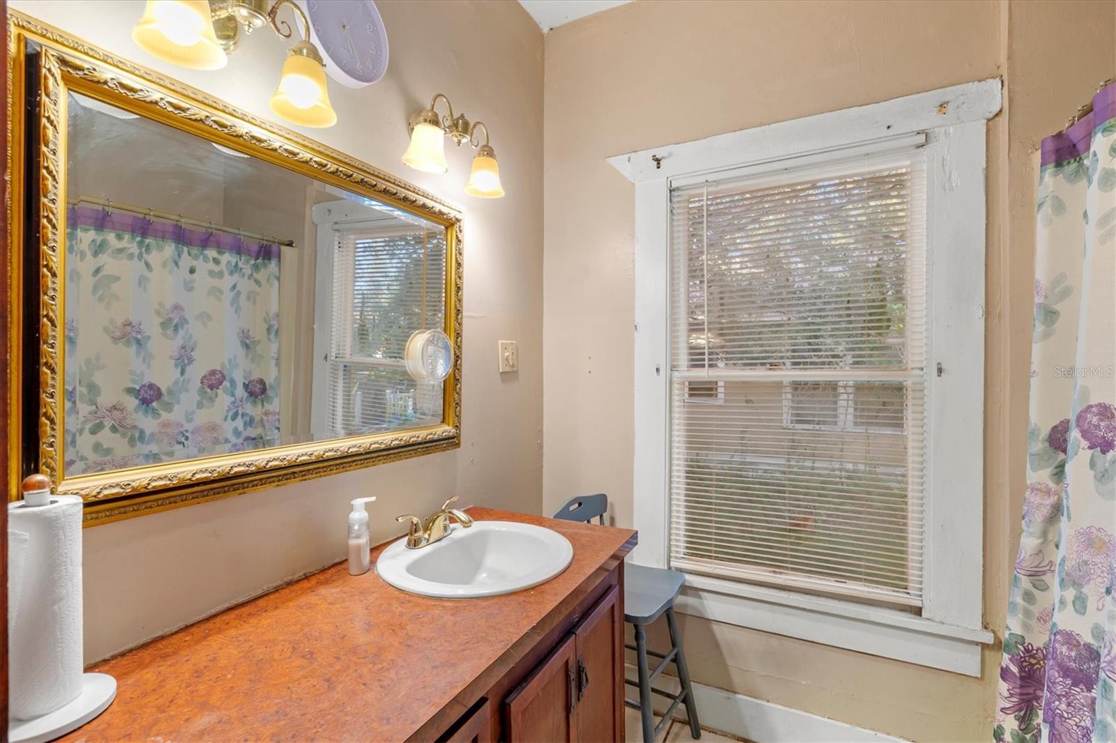 WHITE BEAR PARK - Residential