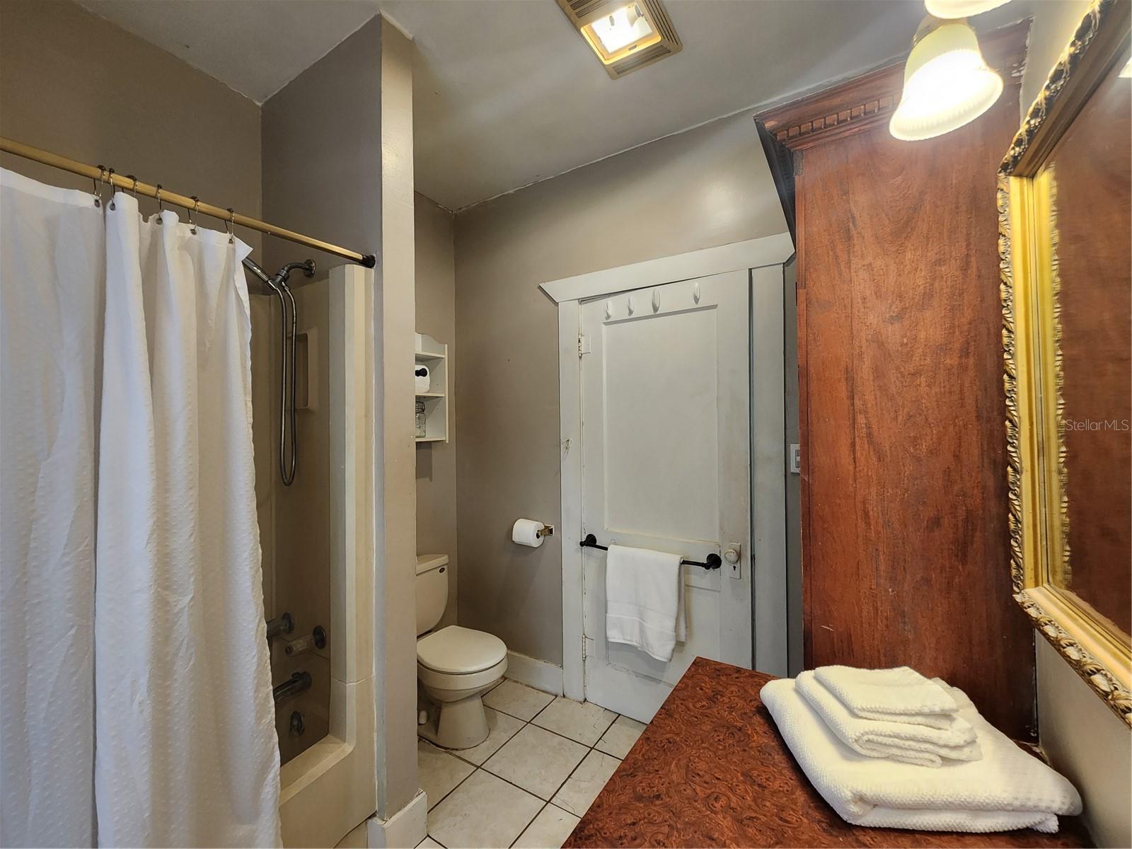 WHITE BEAR PARK - Residential