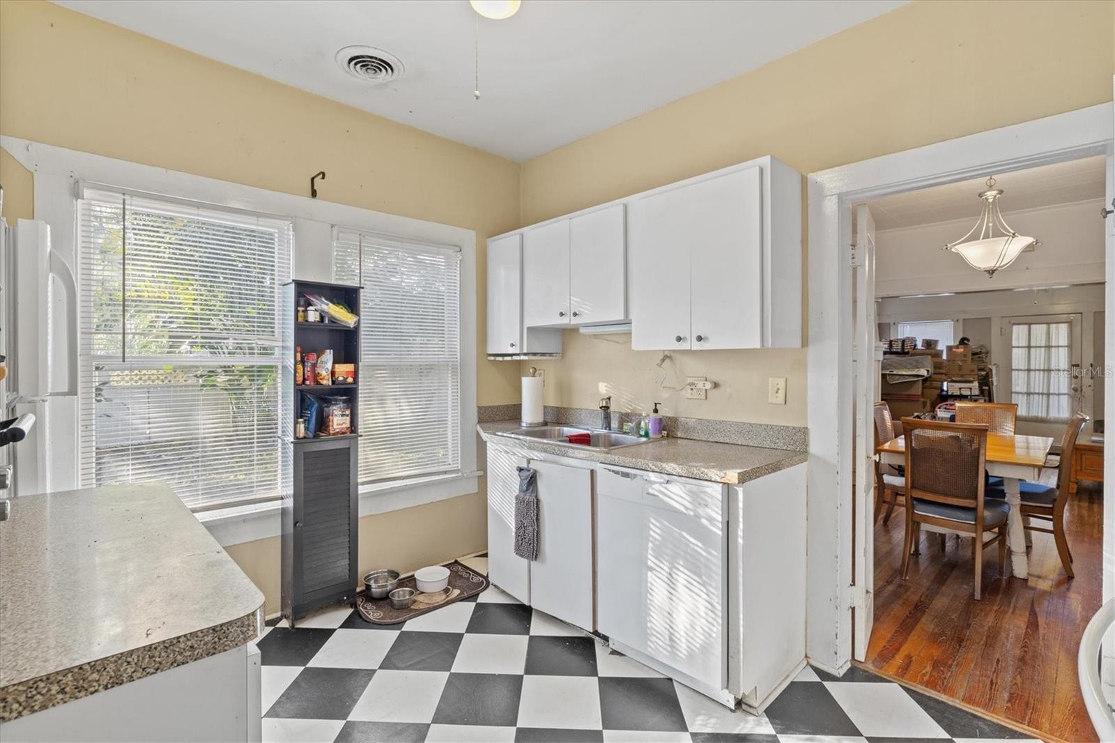 WHITE BEAR PARK - Residential