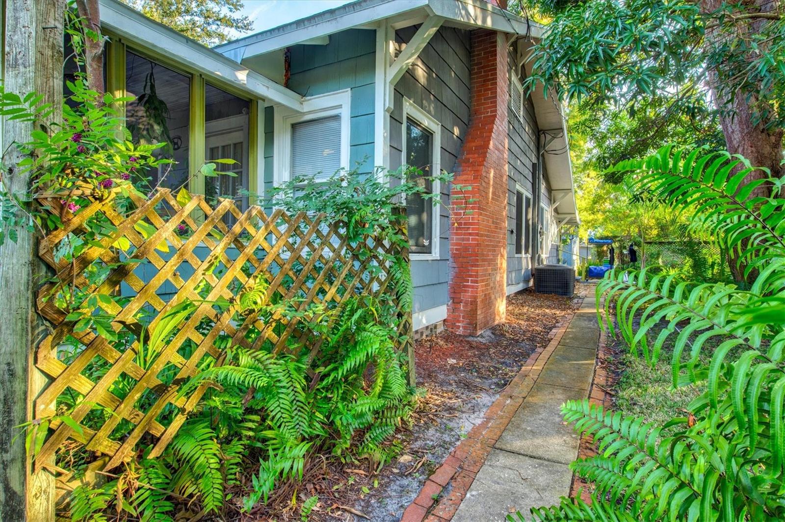 WHITE BEAR PARK - Residential