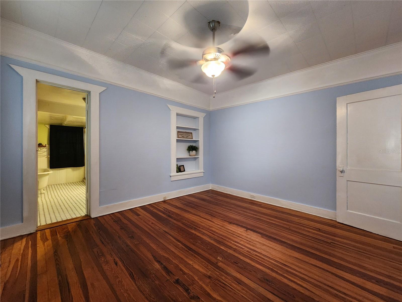 WHITE BEAR PARK - Residential