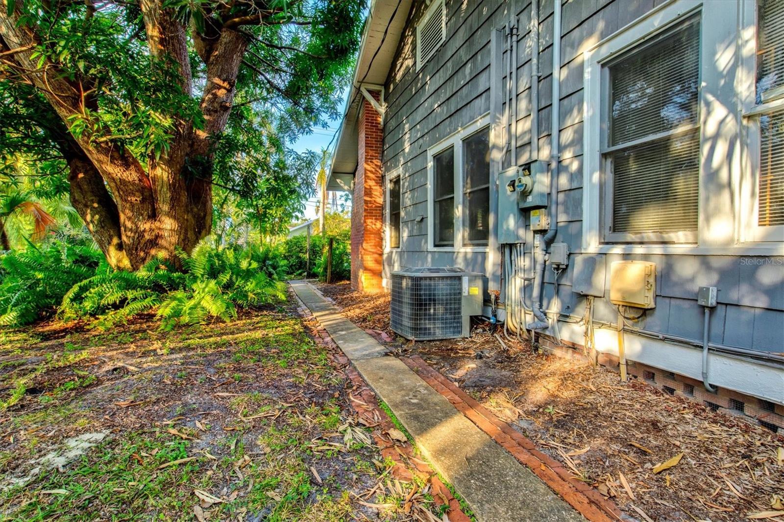 WHITE BEAR PARK - Residential