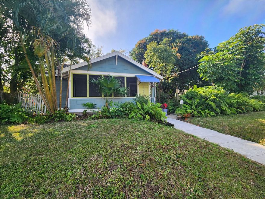 Historic Wares Creek Opportunity – 1920s Craftsman + Income-Producing Carriage House on Oversized Lot
Unlock the potential of this charming 1920s Craftsman bungalow in the sought-after Wares Creek neighborhood—just minutes from Downtown Bradenton. Set beneath mature oaks on a rare .22-acre lot with a spacious side yard, this property offers character, flexibility, and serious upside.
The main home features 2 (possibly 3) bedrooms and 2 baths, showcasing original hardwood floors, classic Craftsman built-ins, and timeless architectural details ready to be brought back to life.
Out back, a detached two-car garage with workshop + full upstairs apartment creates endless possibilities—rental income, guest suite, multi-generational living, or private studio space.
Enjoy a true Old Florida lifestyle with alley access, ample parking, and close proximity to Wares Creek, where you can launch a kayak or paddle your way to the Manatee River. Walk or bike to downtown dining, shops, and the growing arts scene.
Yes, it needs updating—but that’s where the opportunity lies. With its location, lot size, and income potential, this property is priced to allow your vision and improvements to shine.
Rarely do you find this combination of character, land, and flexibility this close to downtown. Bring your vision and make it your own.