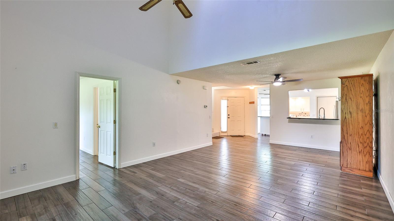 LIVE OAK CONDO - Residential