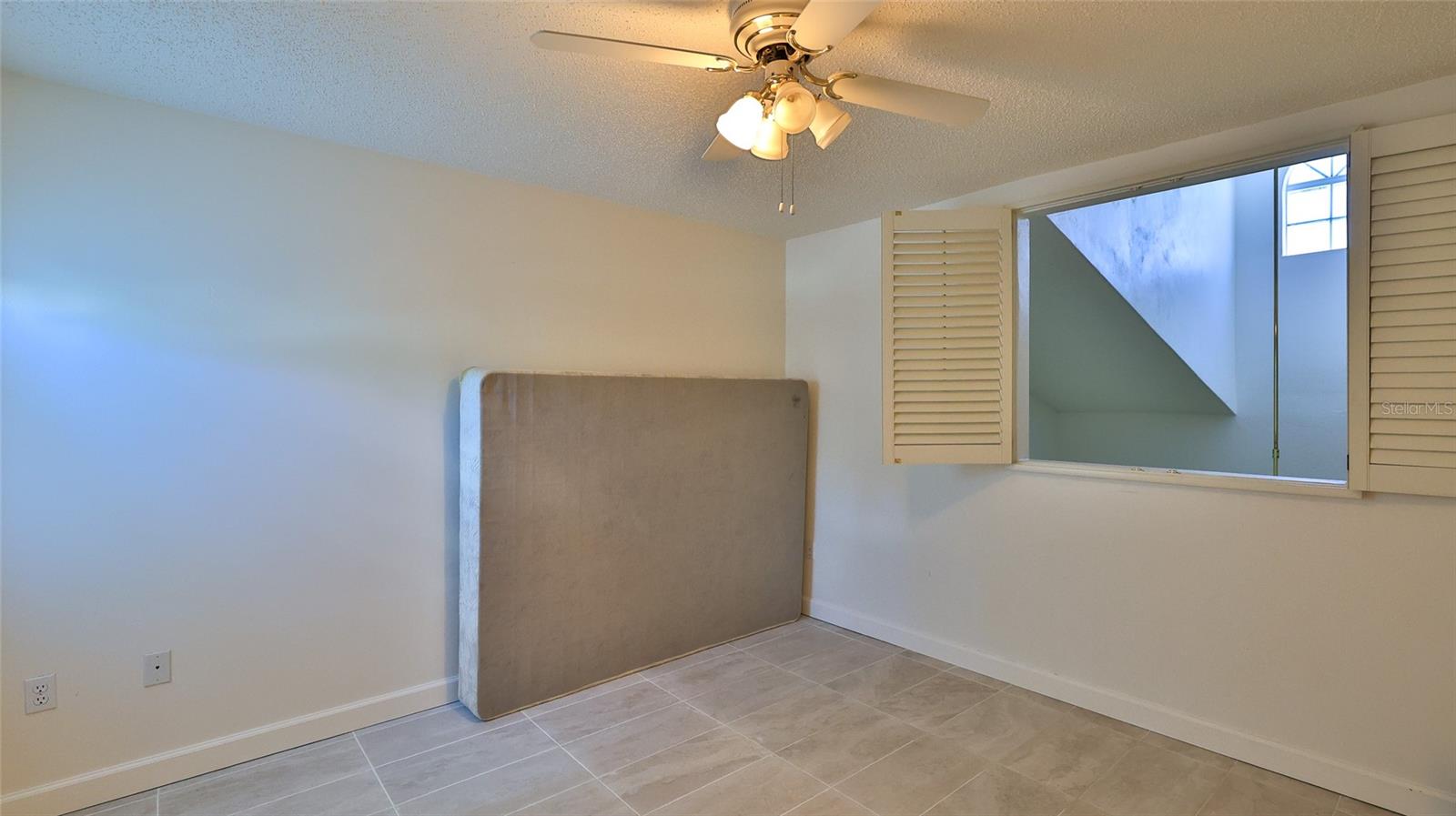 LIVE OAK CONDO - Residential