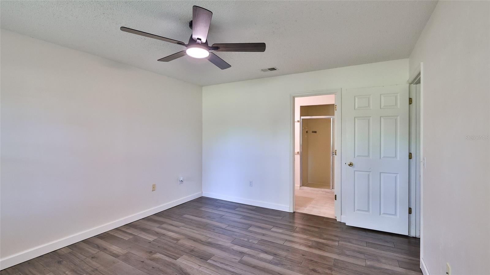 LIVE OAK CONDO - Residential