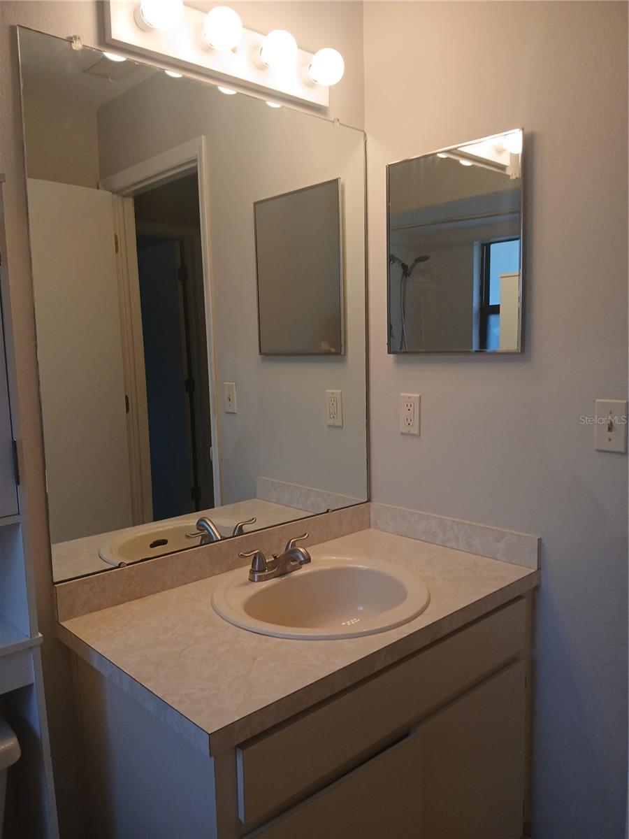 TALL PINES ESTATES PH IV - Residential Lease