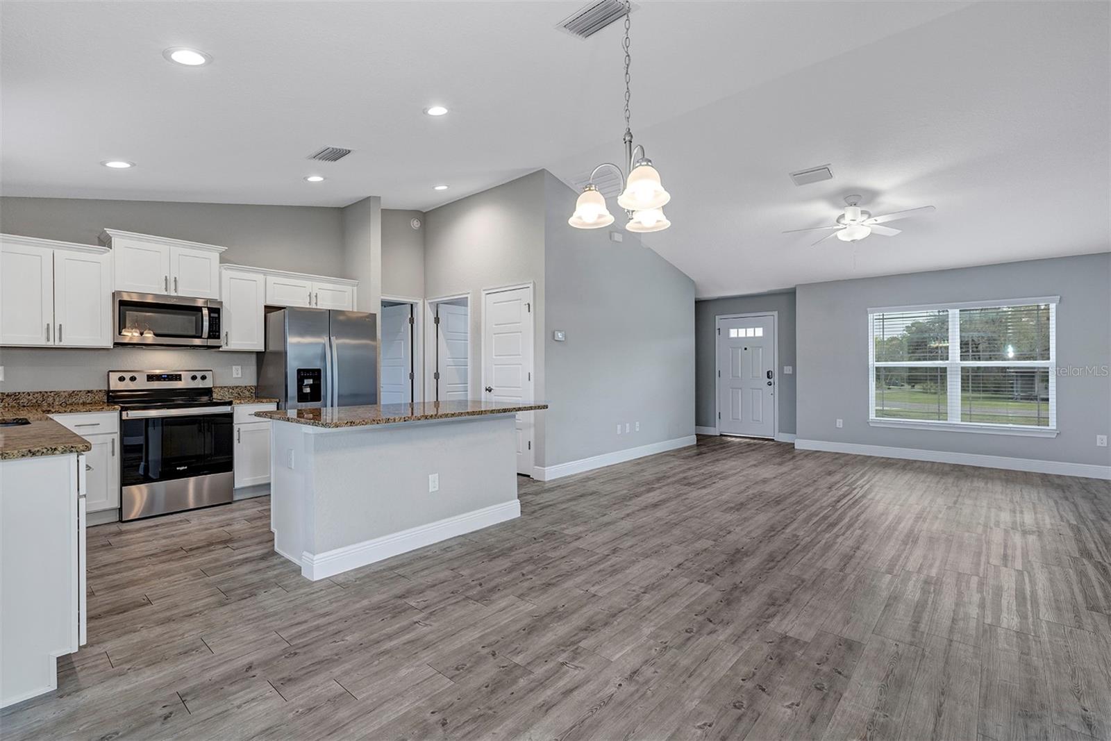 SILVER SPGS SHORES UN 33 - Residential