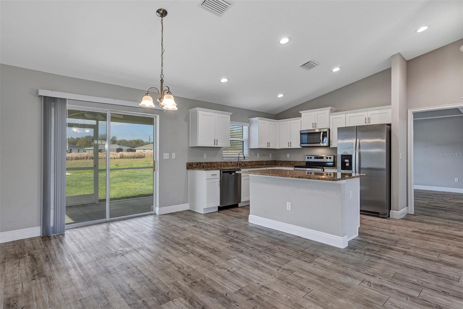 SILVER SPGS SHORES UN 33 - Residential