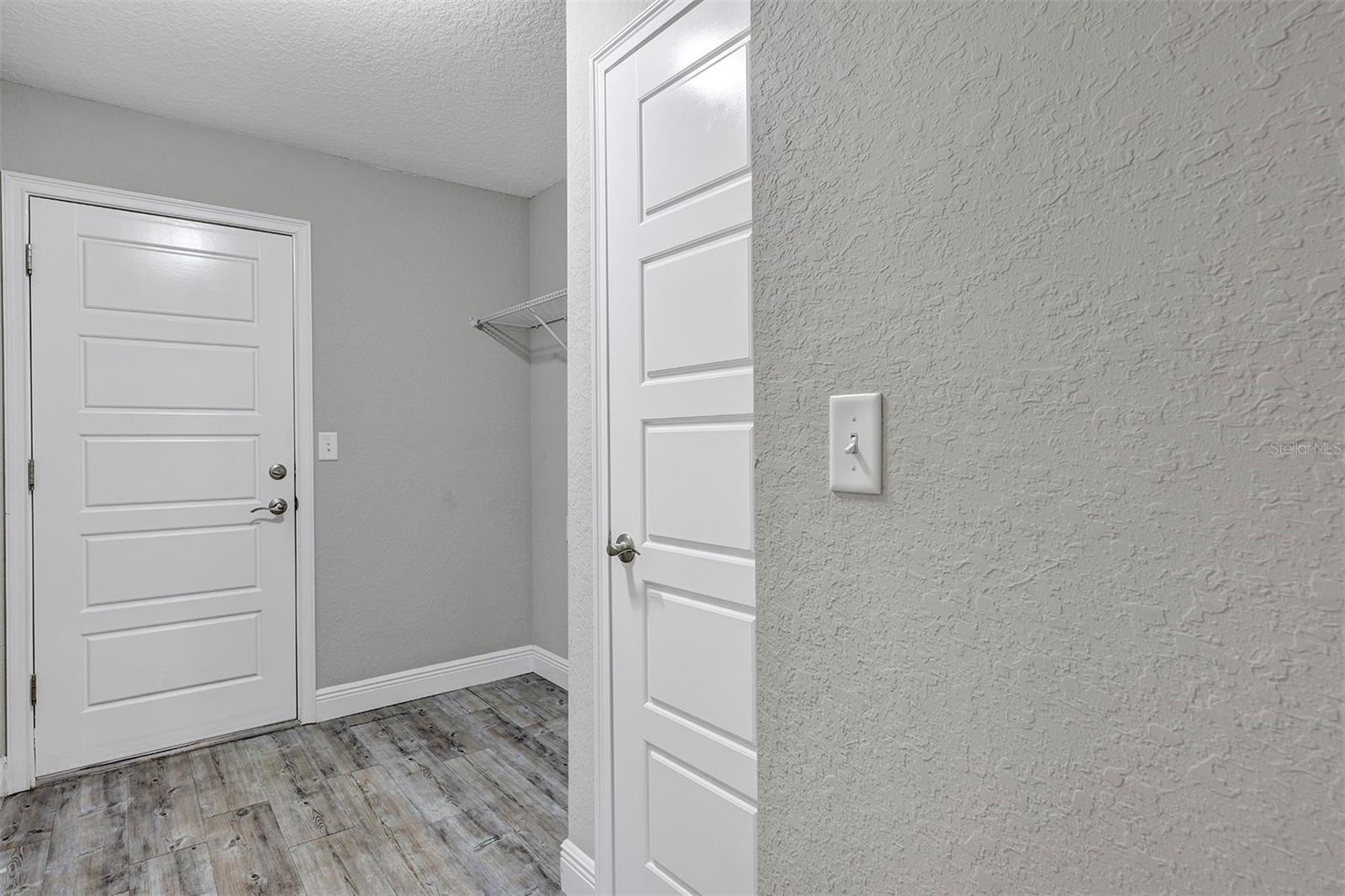 SILVER SPGS SHORES UN 33 - Residential