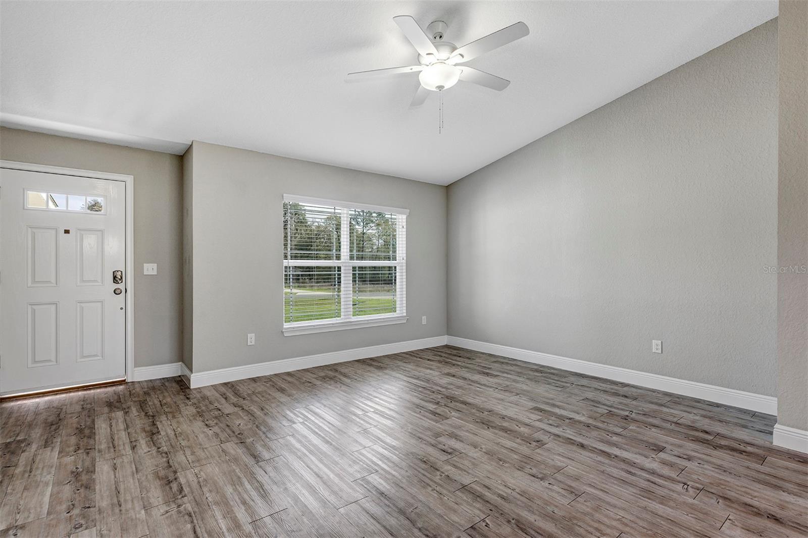 SILVER SPGS SHORES UN 33 - Residential