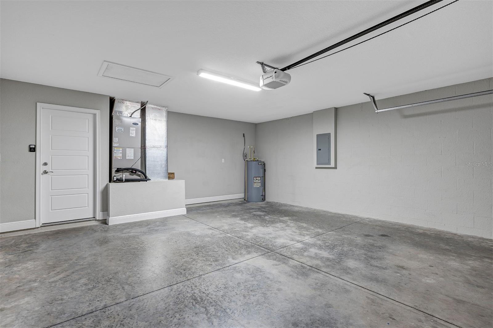 SILVER SPGS SHORES UN 33 - Residential