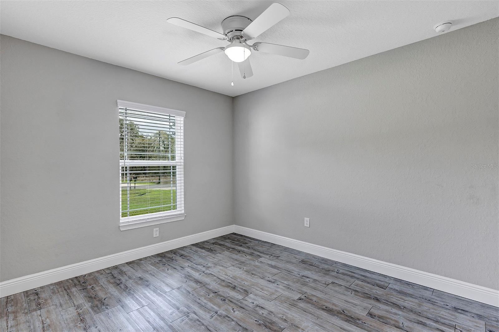 SILVER SPGS SHORES UN 33 - Residential