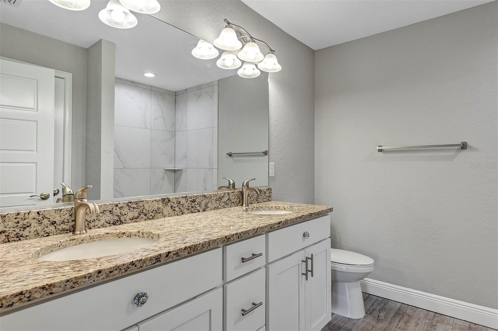 SILVER SPGS SHORES UN 33 - Residential