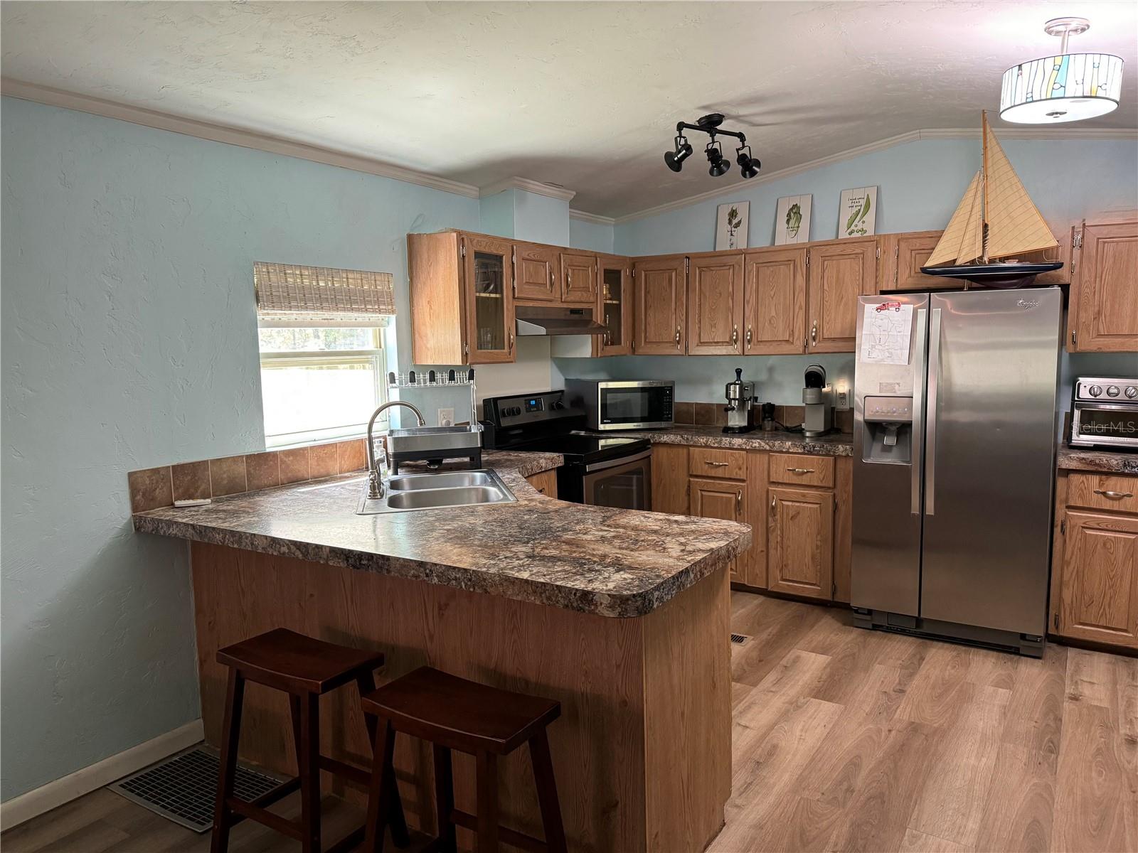 LAUREL FARMS - Residential