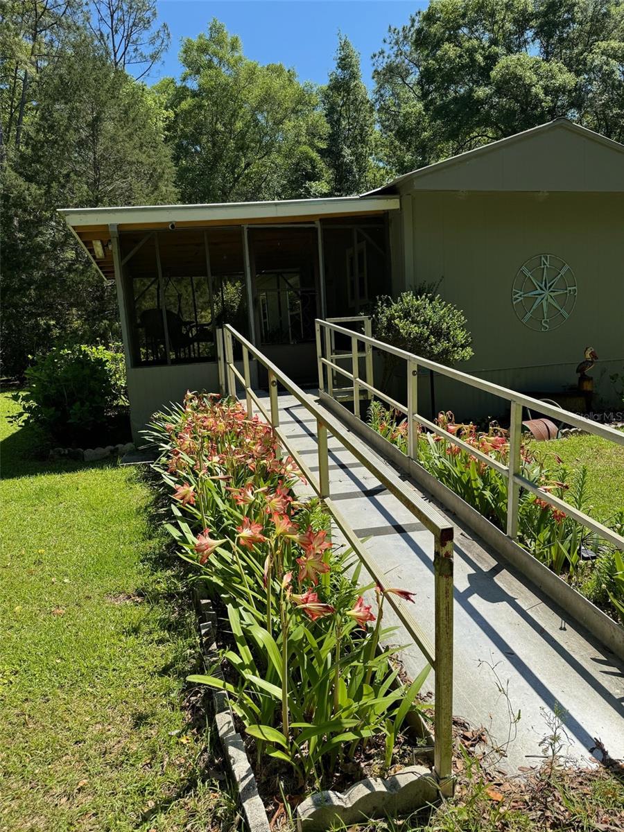 LAUREL FARMS - Residential