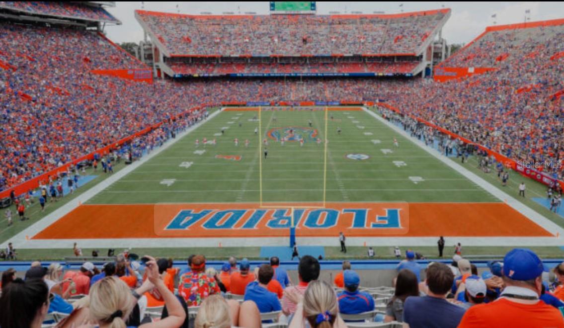 LAUREL FARMS - Residential