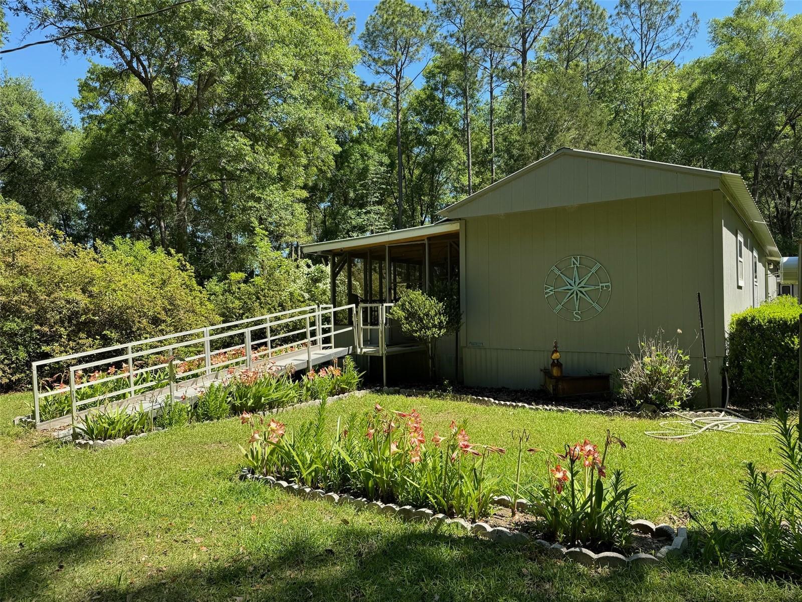 LAUREL FARMS - Residential