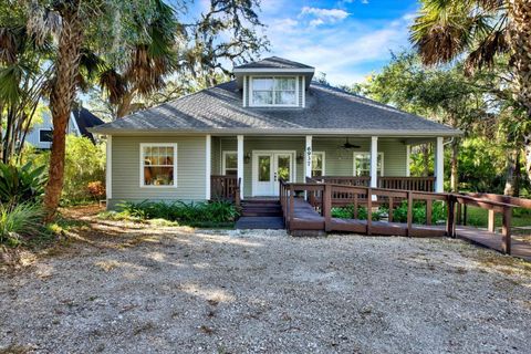 Photo of 6937 Rivergate Avenue, Temple Terrace, FL 33637 (MLS # TB8439218)