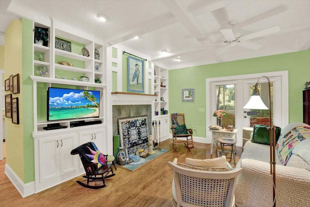 Photo of 6937 Rivergate Avenue, Temple Terrace, FL 33637 (MLS # TB8439218)