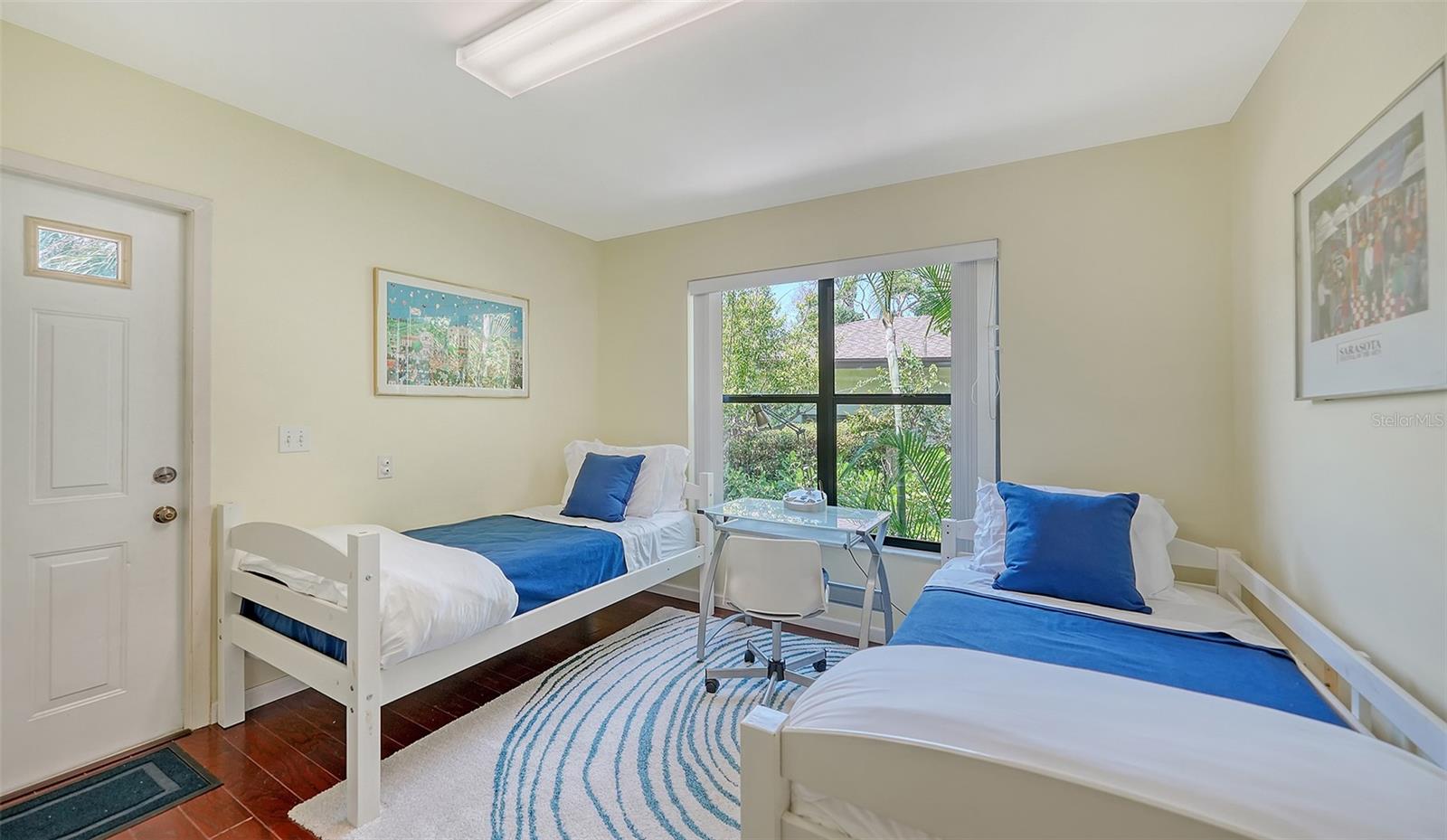 SIESTA COVE SUB - Residential