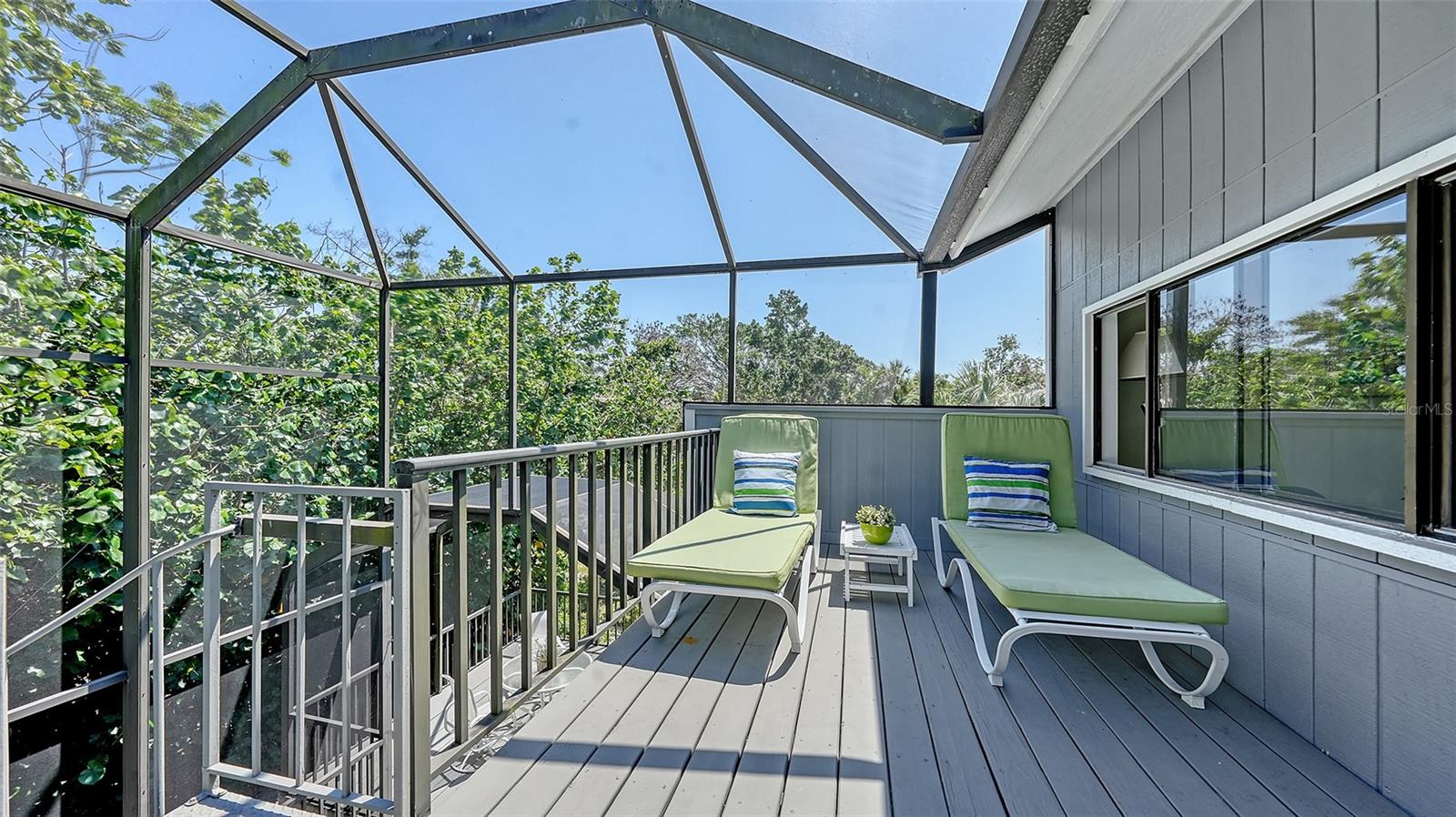 SIESTA COVE SUB - Residential