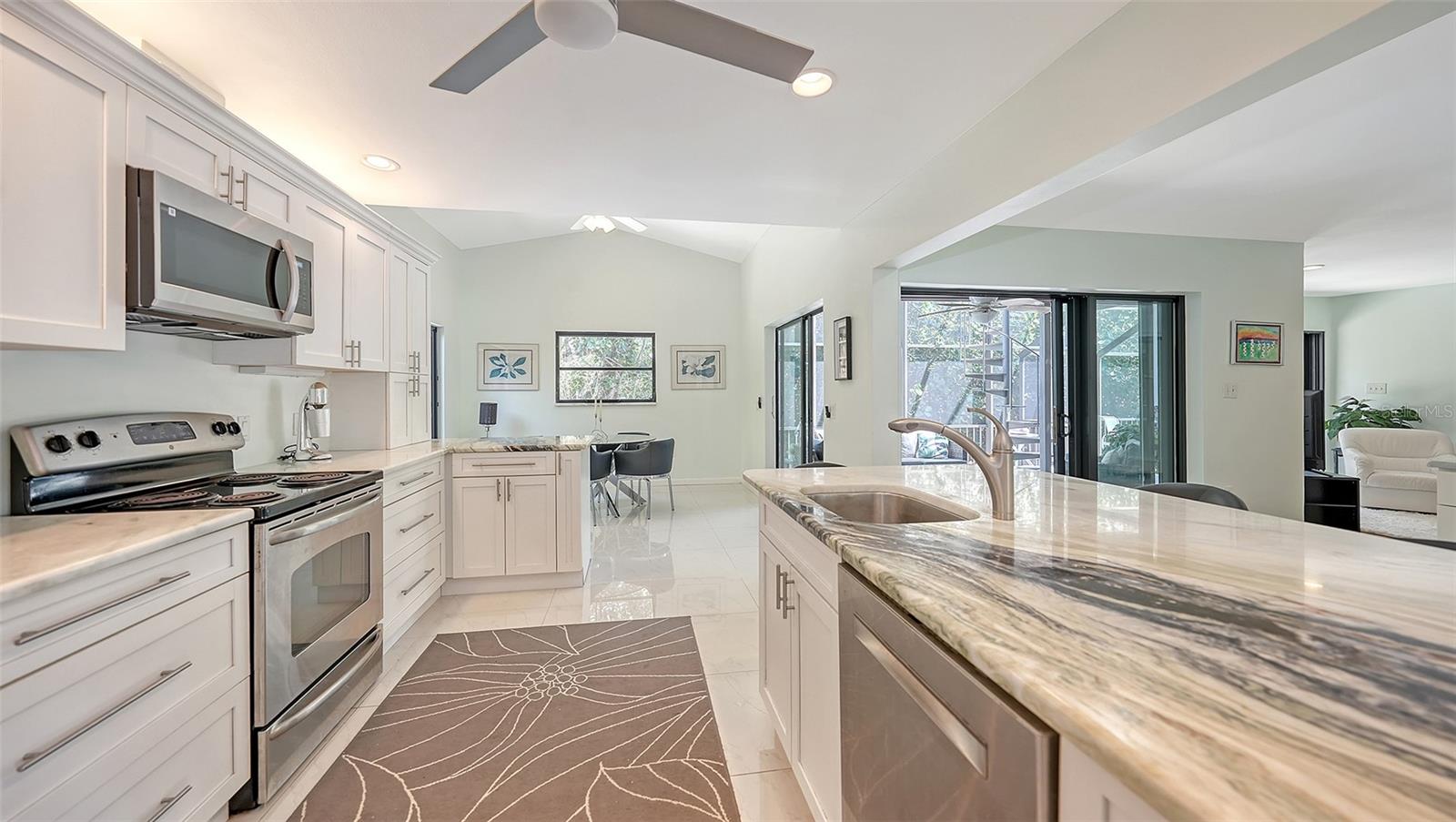 SIESTA COVE SUB - Residential