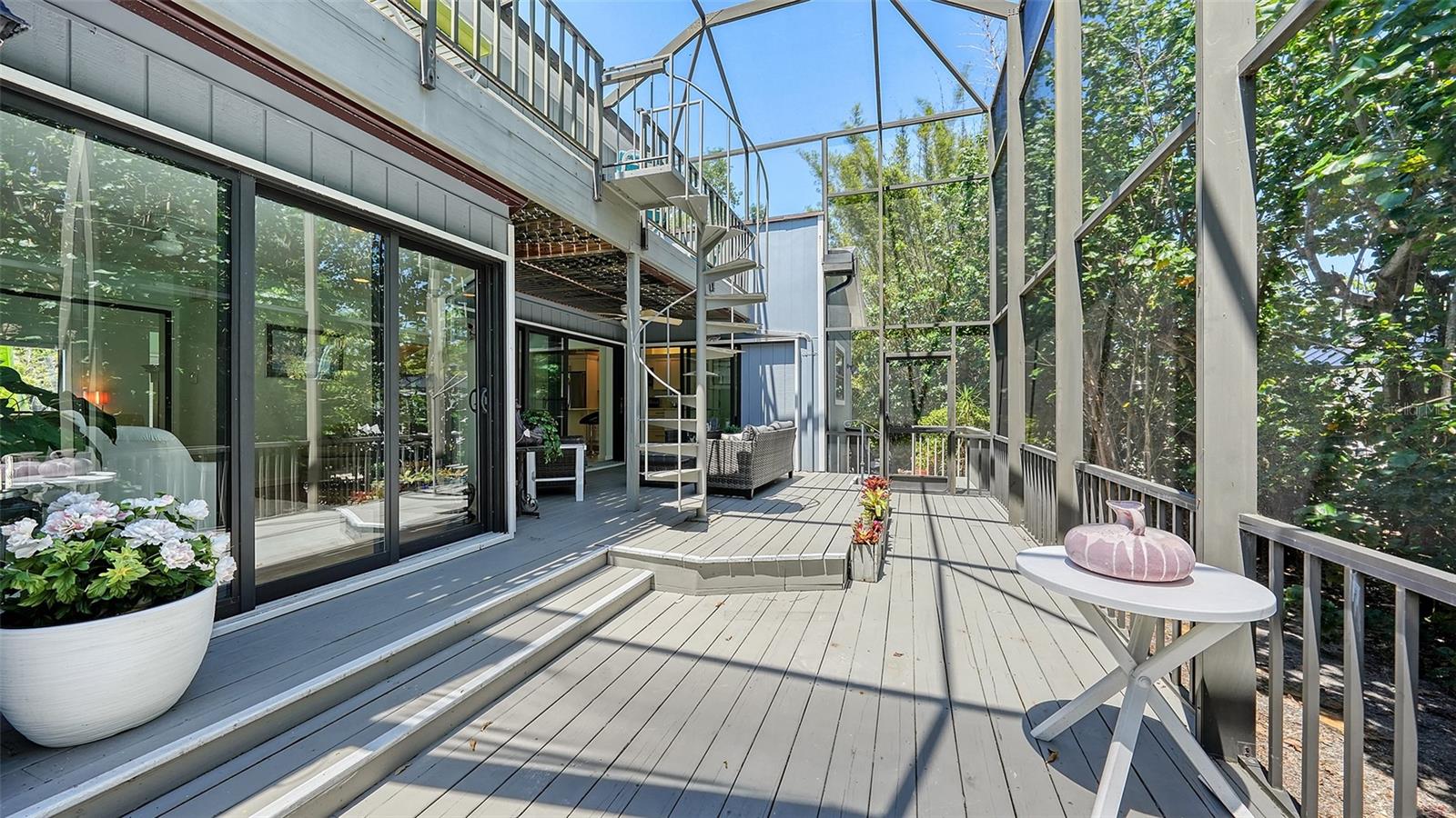 SIESTA COVE SUB - Residential