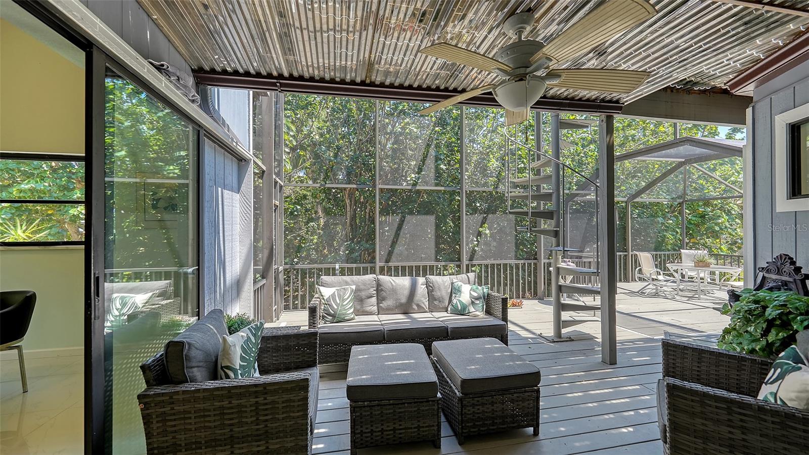 SIESTA COVE SUB - Residential