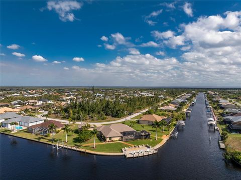 A home in PORT CHARLOTTE