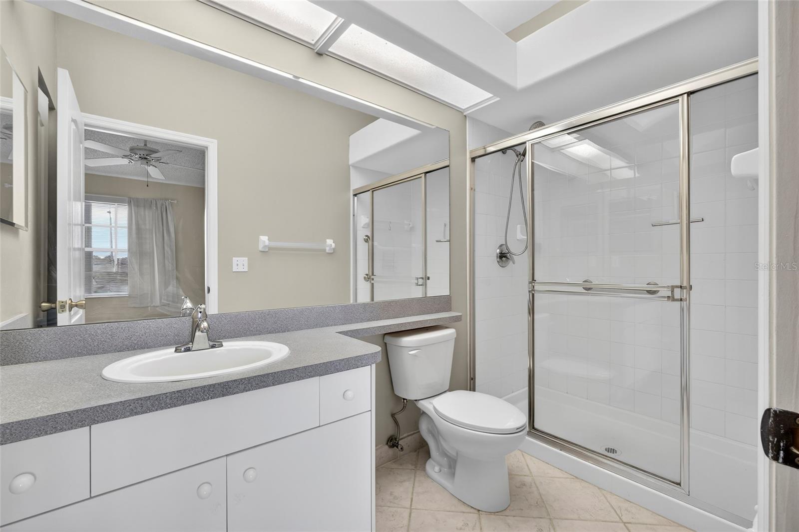 SUN KETCH TWNHMS AT CYPRESS LAKES - Residential Lease