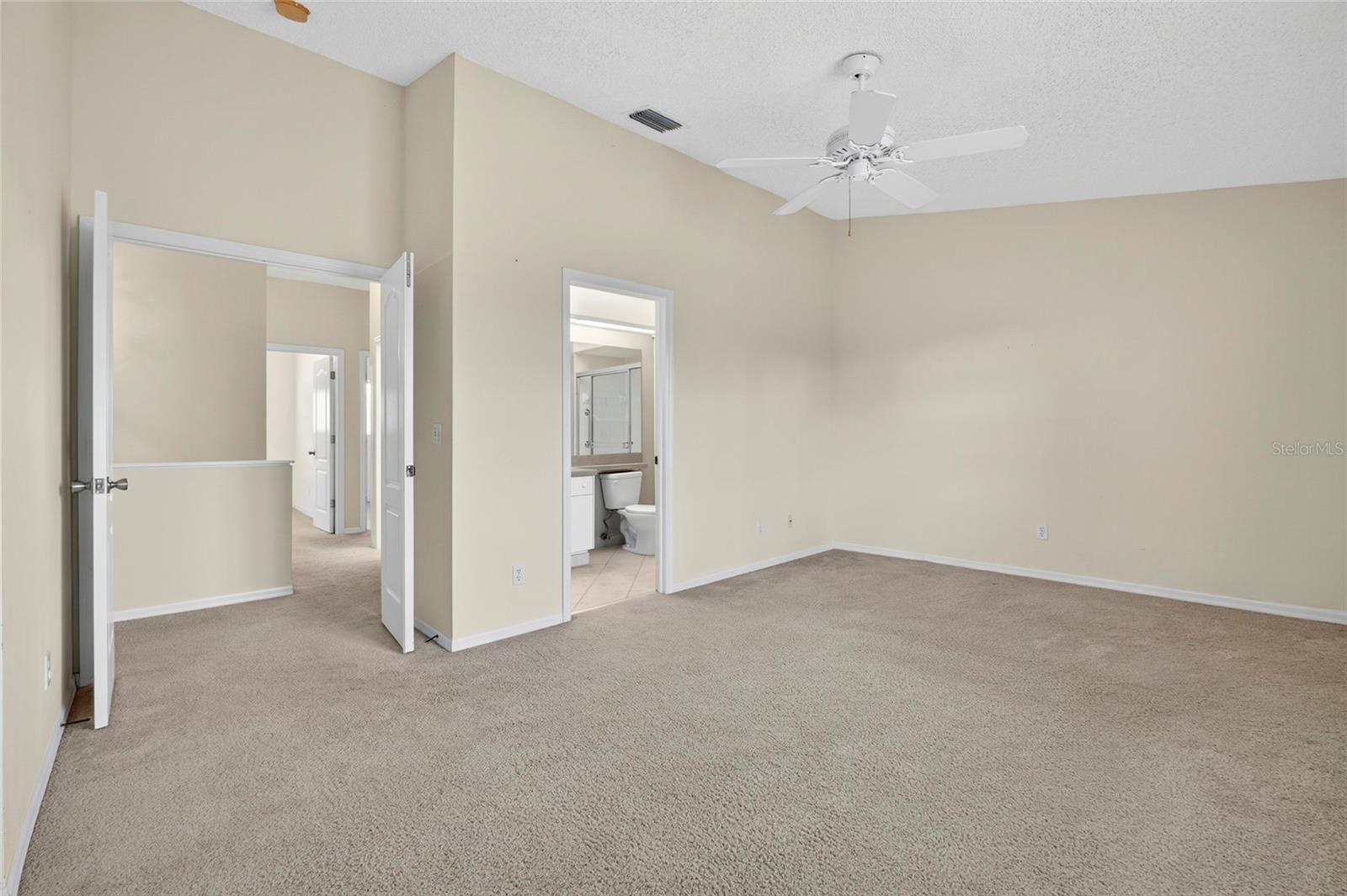 SUN KETCH TWNHMS AT CYPRESS LAKES - Residential Lease