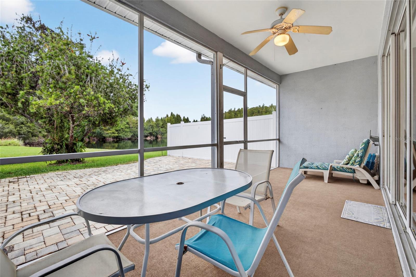 SUN KETCH TWNHMS AT CYPRESS LAKES - Residential Lease
