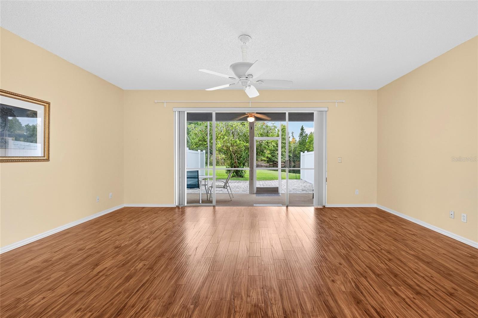 SUN KETCH TWNHMS AT CYPRESS LAKES - Residential Lease