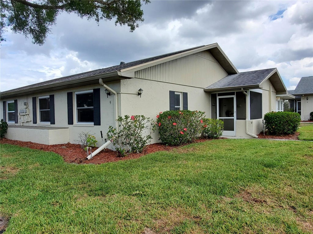 Photo of 1905 Canterbury Lane #E-9, Sun City Center, FL 33573 (MLS # TB8492907)