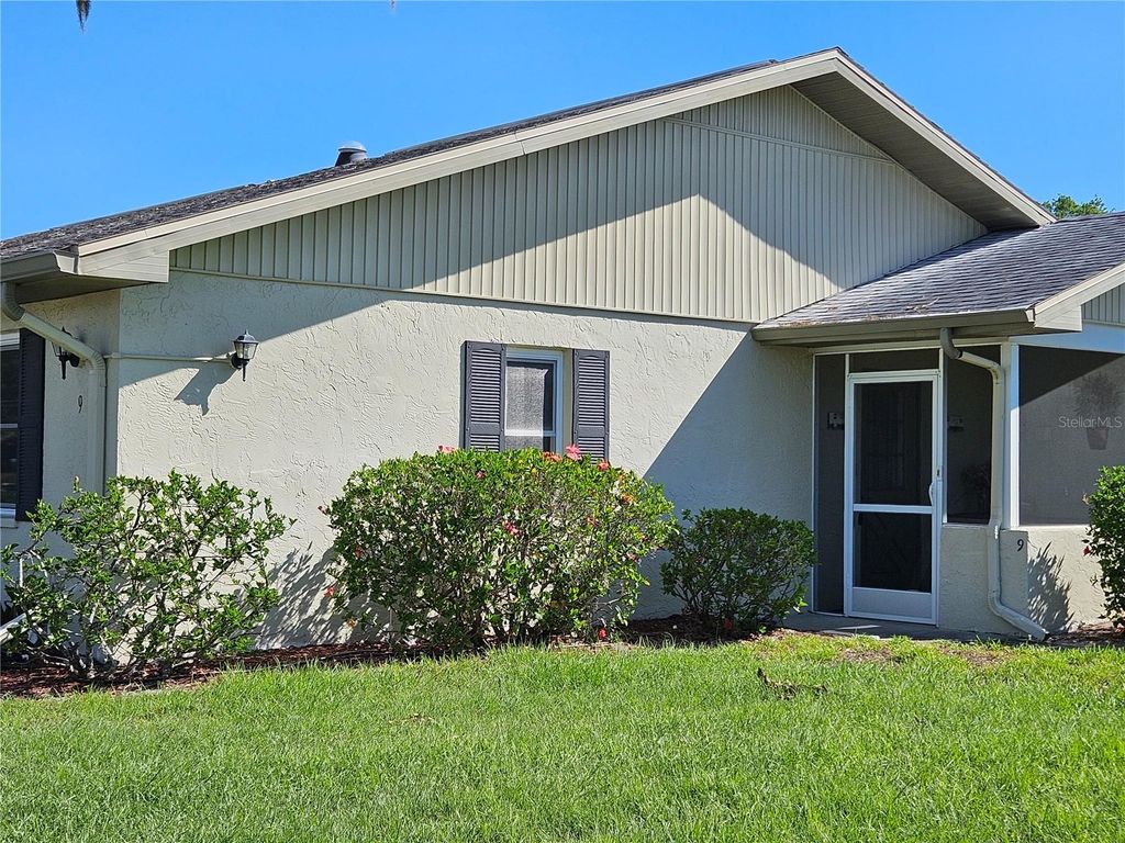 Photo of 1905 Canterbury Lane #E-9, Sun City Center, FL 33573 (MLS # TB8492907)