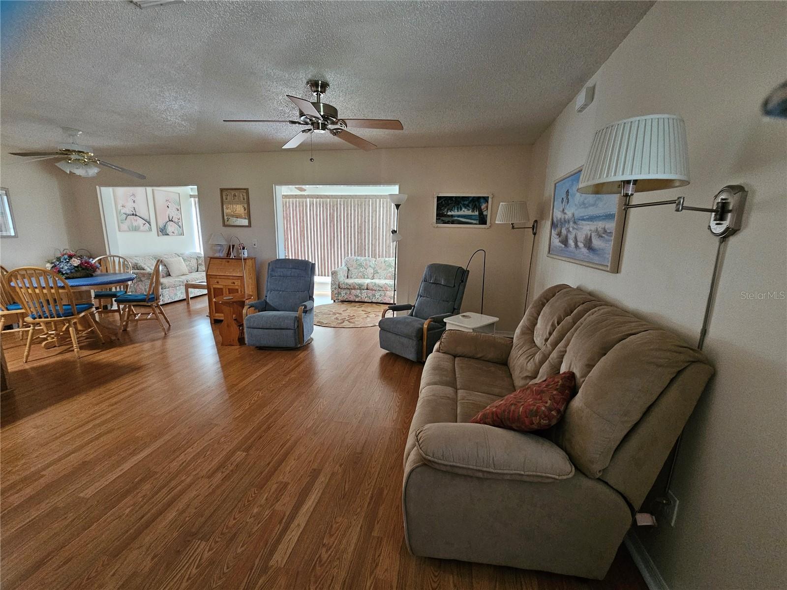 CAMBRIDGE E CONDO REV - Residential