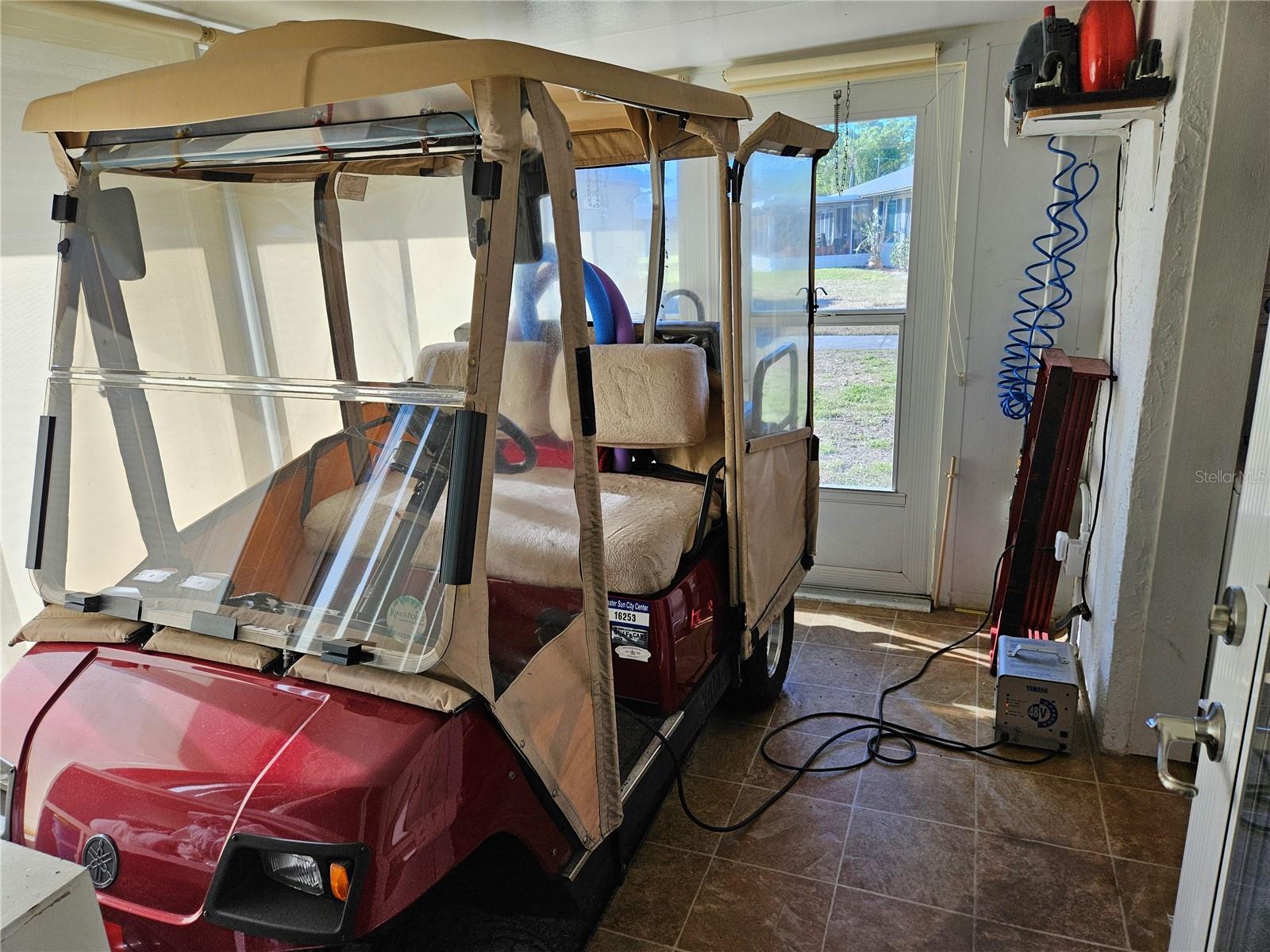 CAMBRIDGE E CONDO REV - Residential