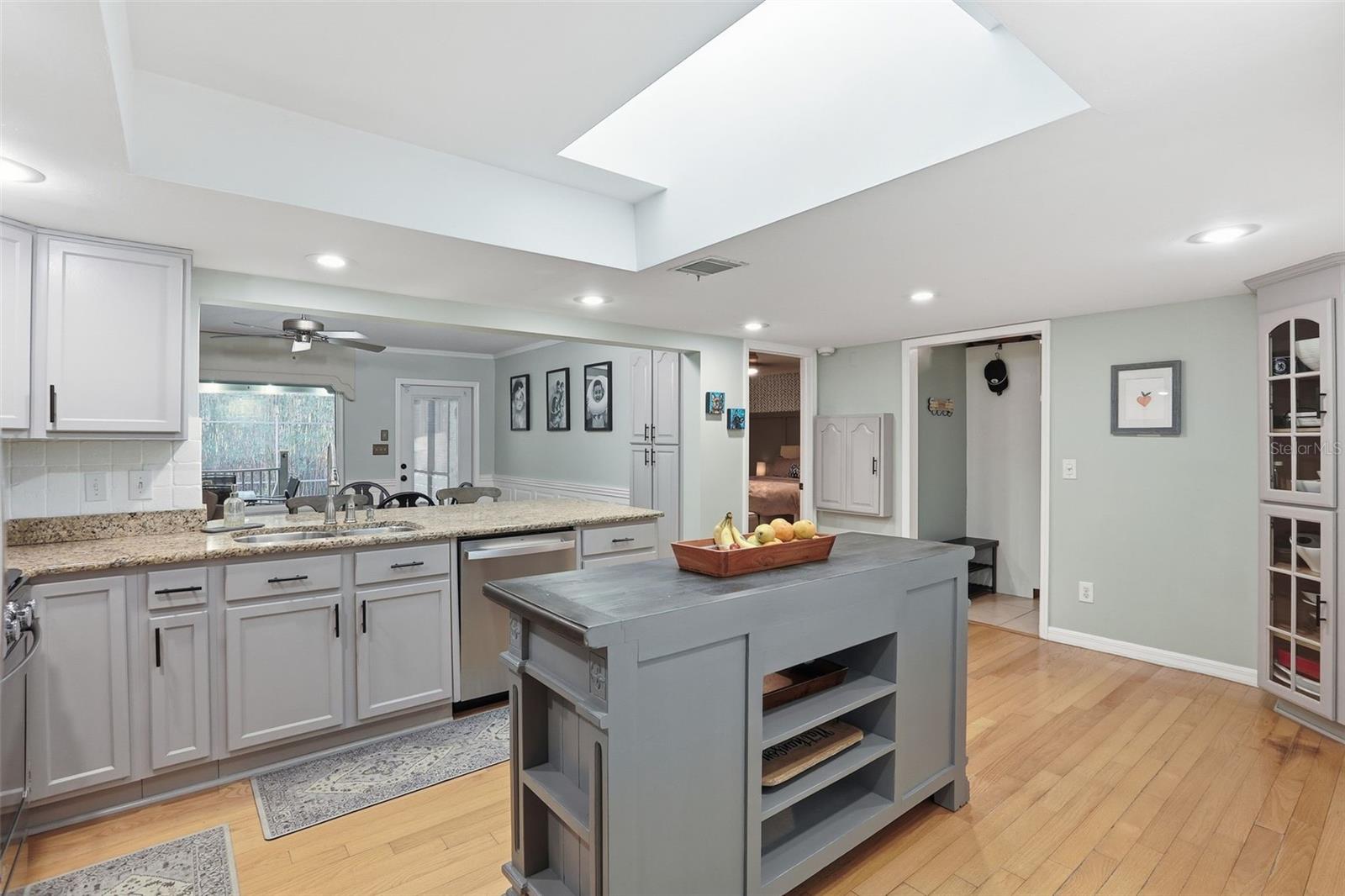 COUNTRYSIDE - Residential