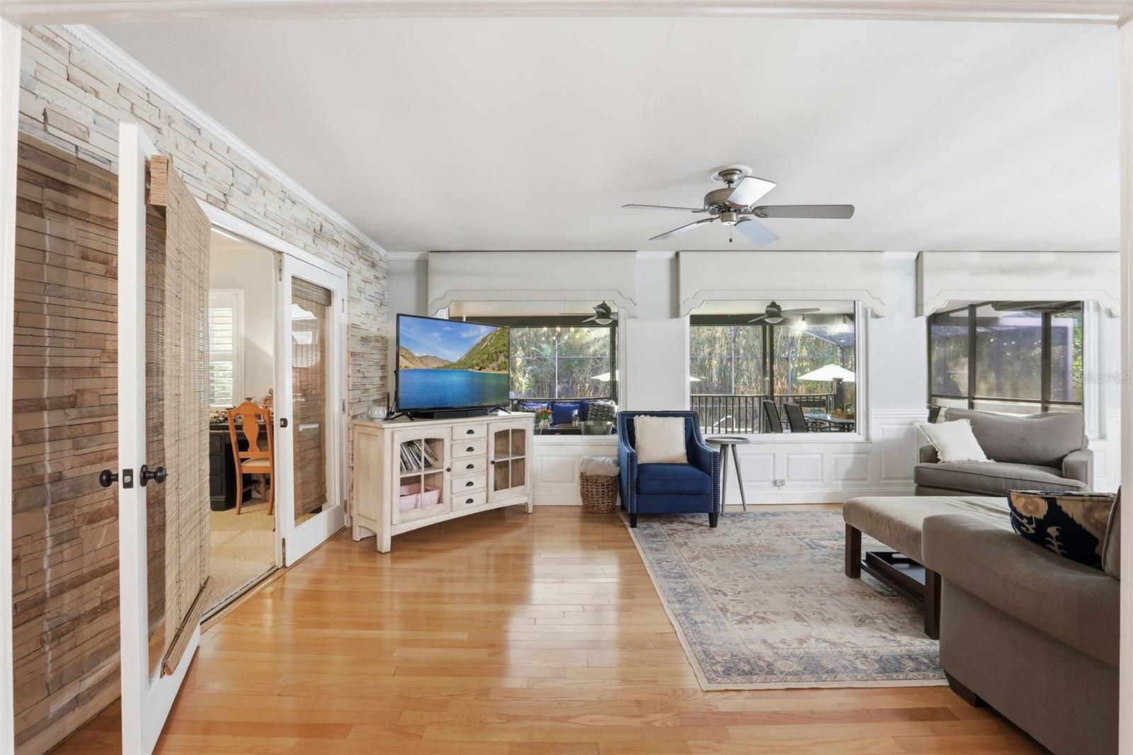 COUNTRYSIDE - Residential