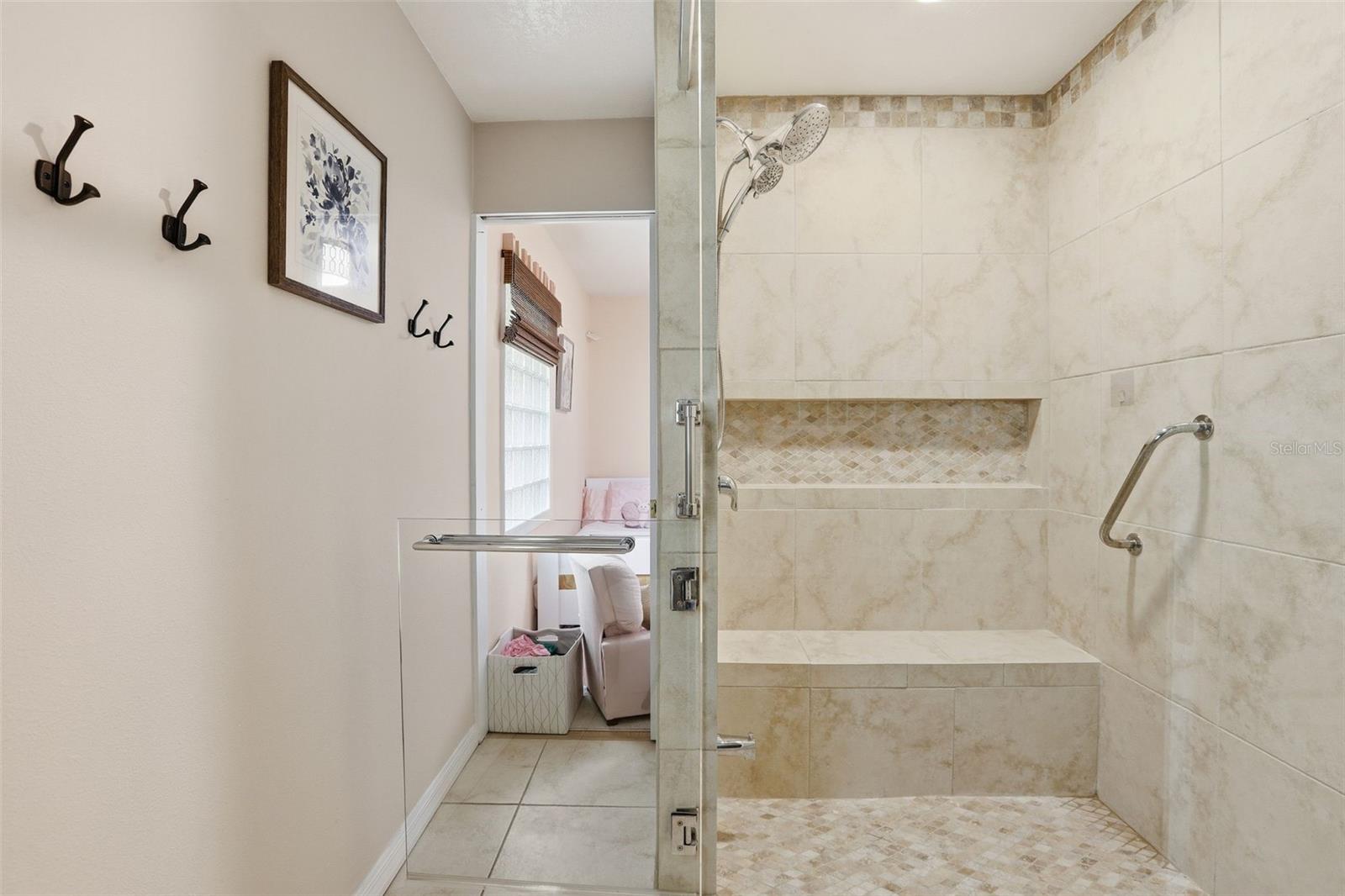 COUNTRYSIDE - Residential